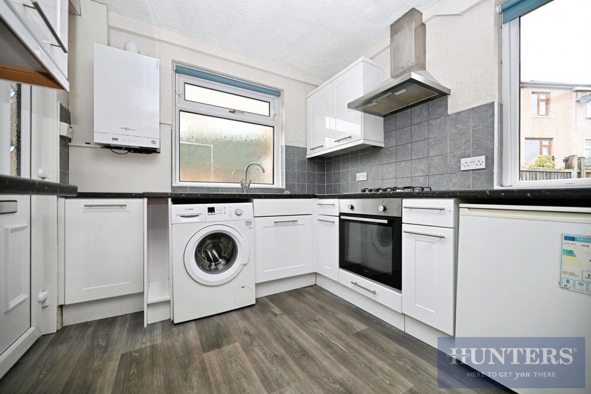 Apperley Road, Apperley Bridge