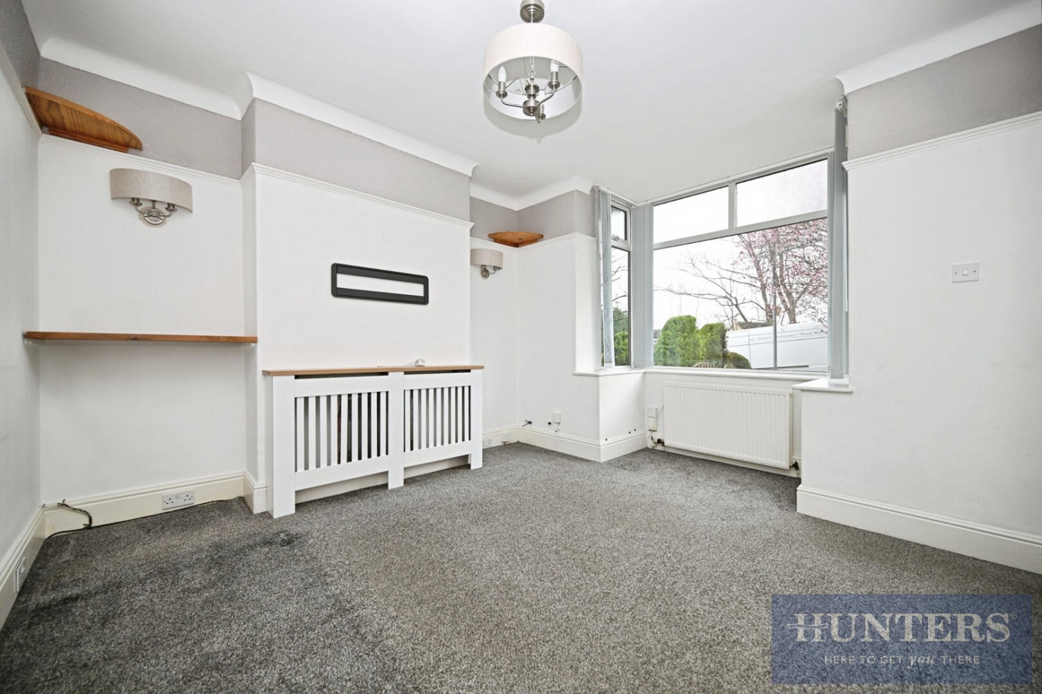 Apperley Road, Apperley Bridge