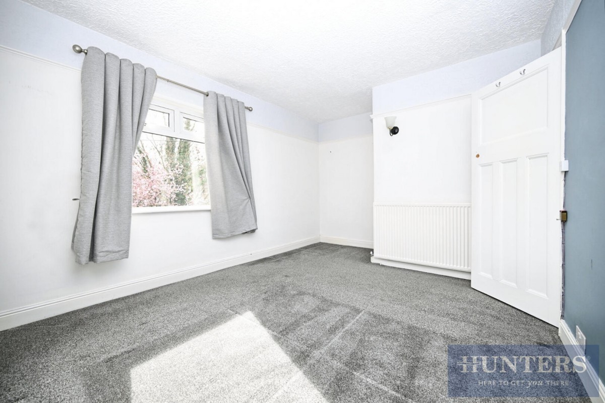 Apperley Road, Apperley Bridge