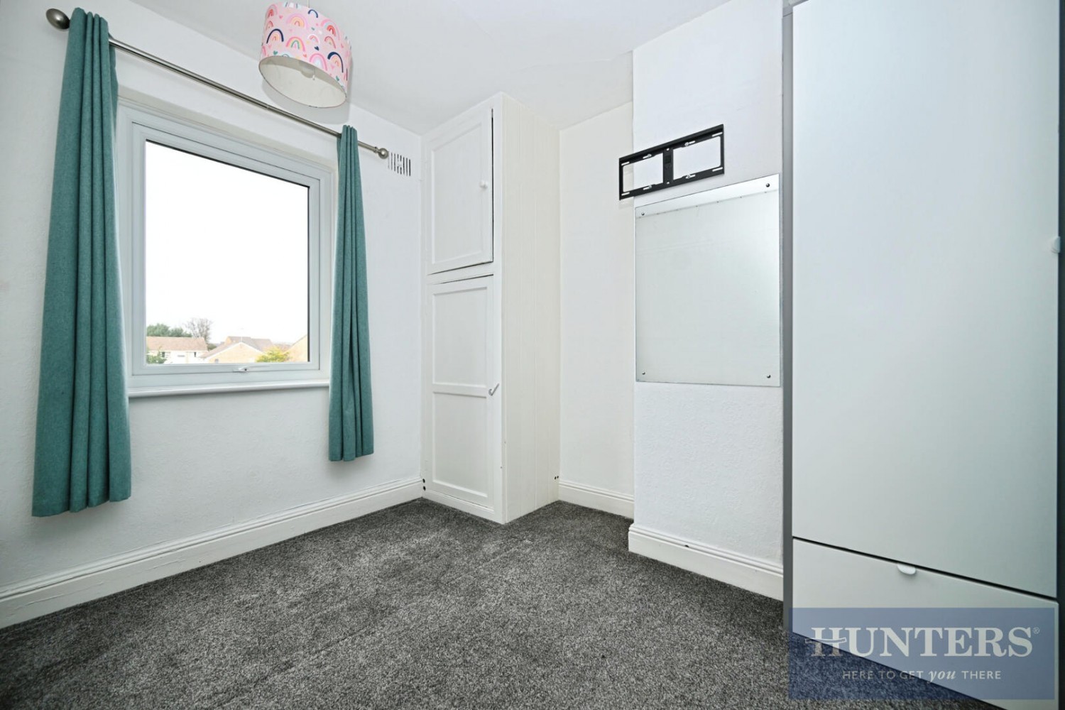 Apperley Road, Apperley Bridge