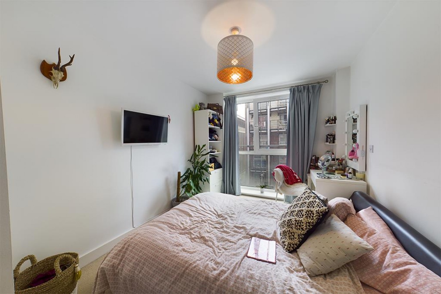 Castle Place 117 High Street SO14