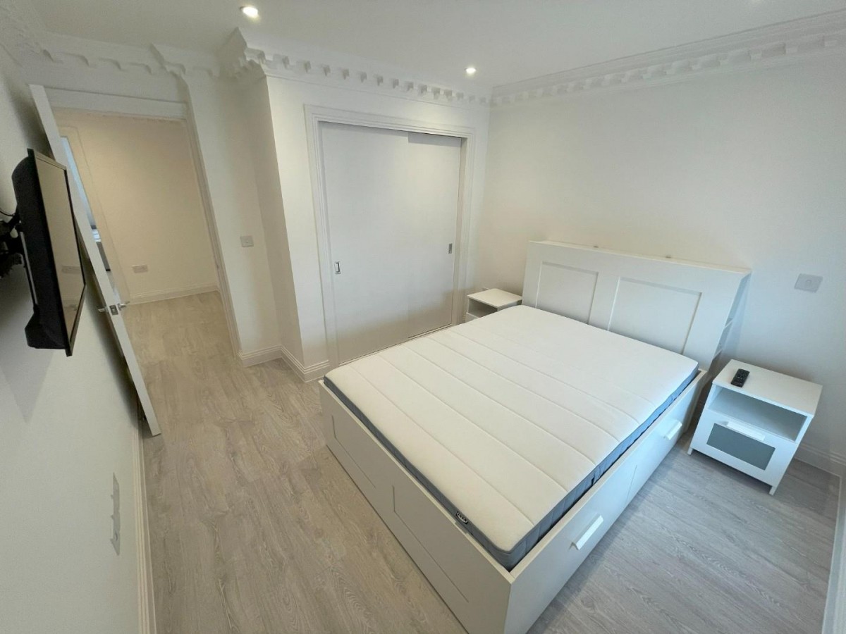 Bridge Street, Caversham, Reading