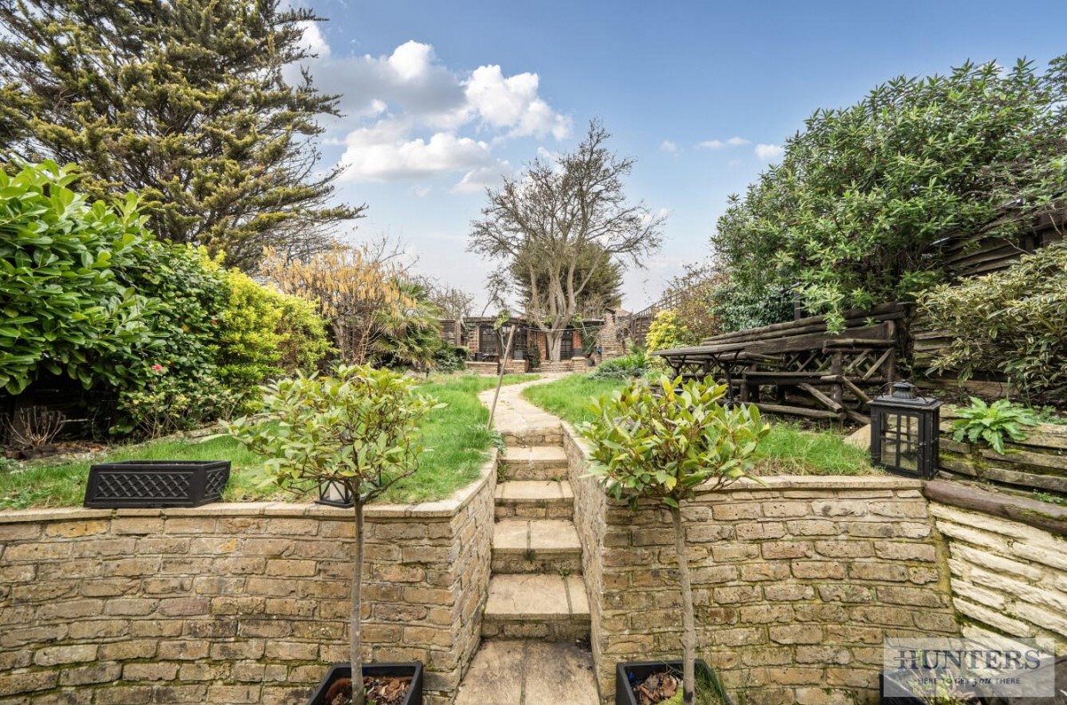 Okehampton Crescent, Welling