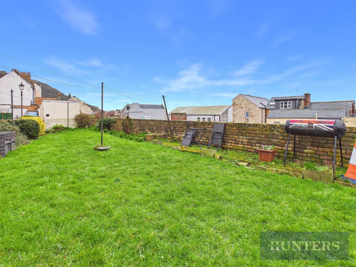 West Sandgate Terrace, Scarborough