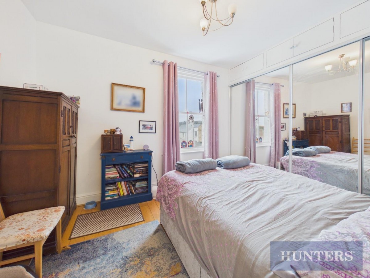 West Sandgate Terrace, Scarborough