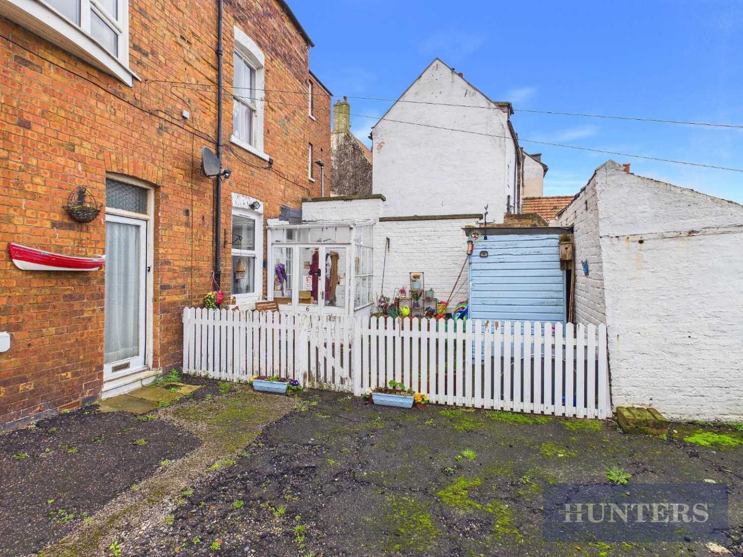 West Sandgate Terrace, Scarborough