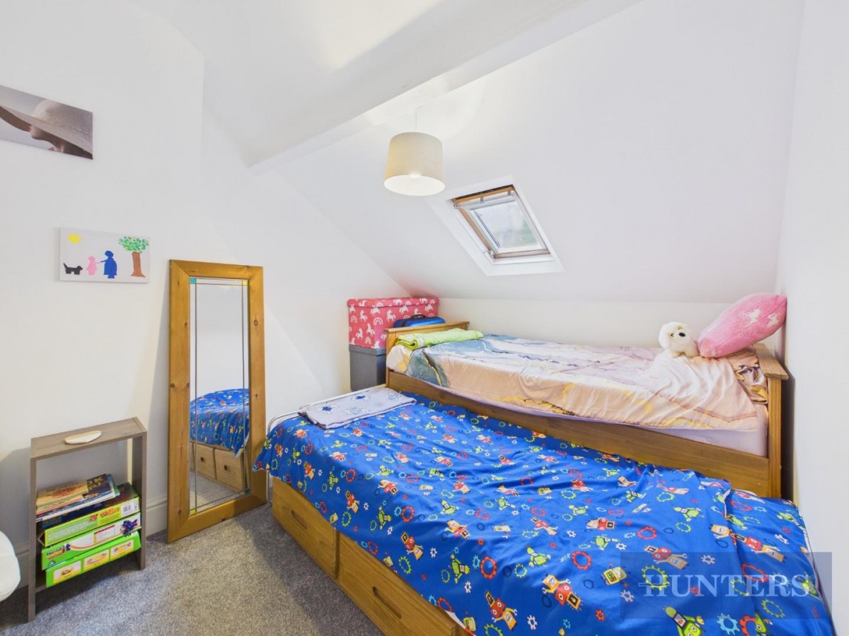 West Sandgate Terrace, Scarborough