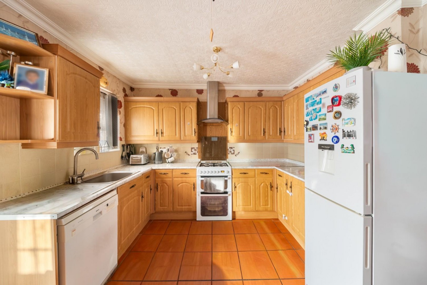 Whittington Avenue, Hayes