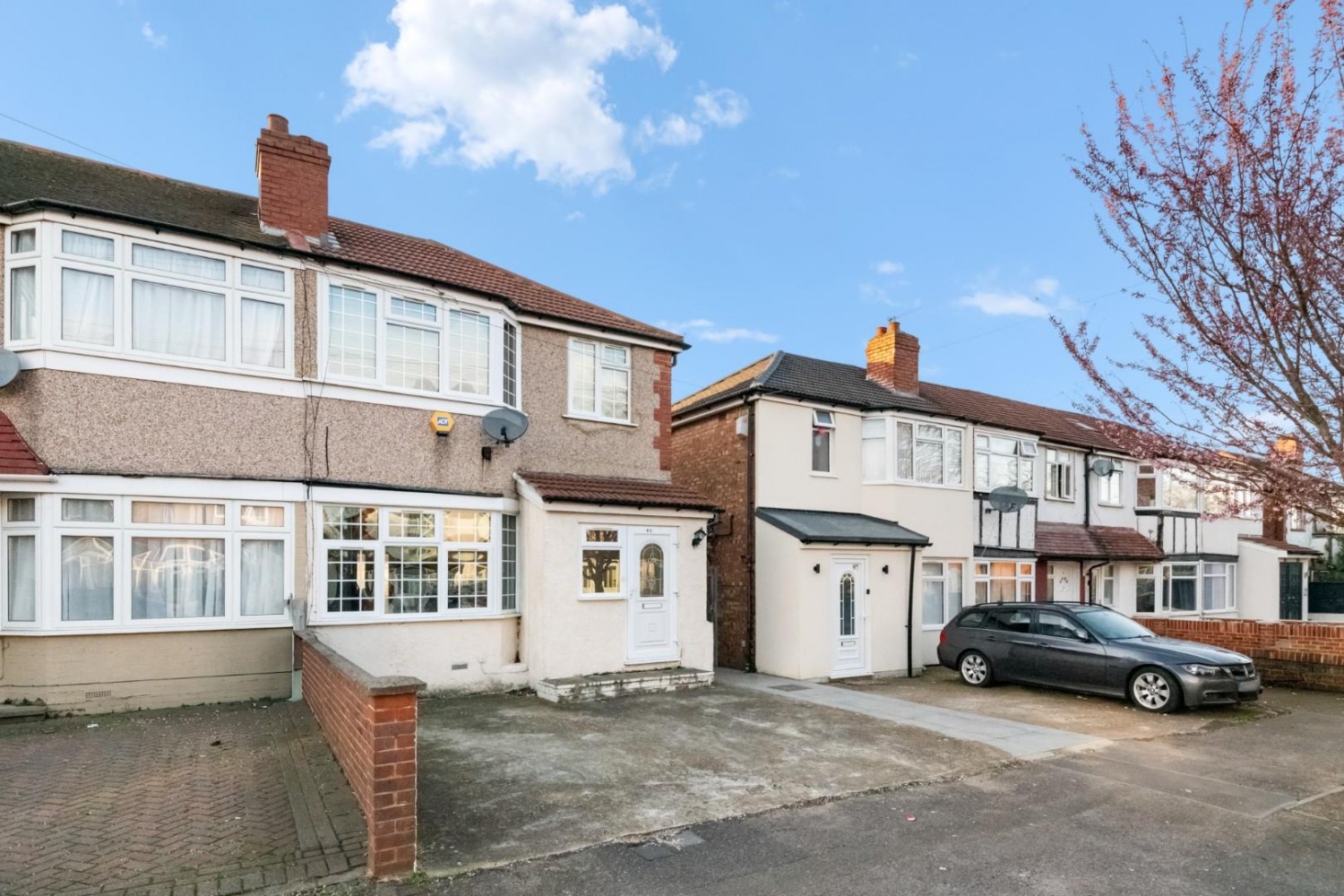 Whittington Avenue, Hayes