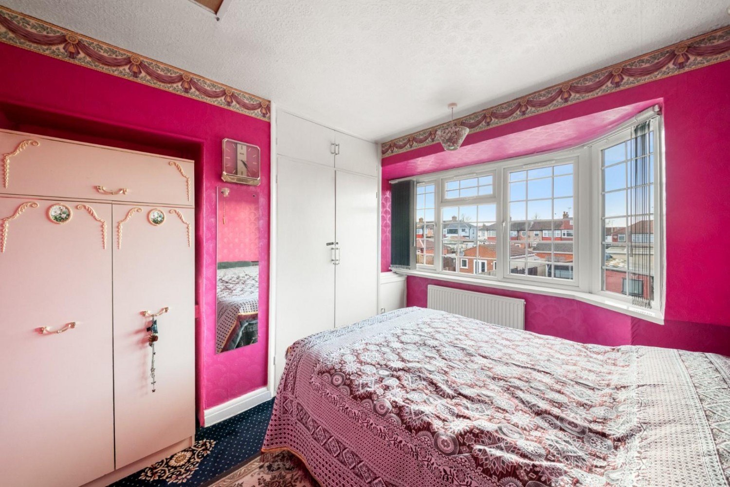 Whittington Avenue, Hayes