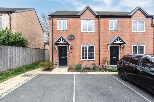 Castle Crescent, Pontefract, West yorkshire
