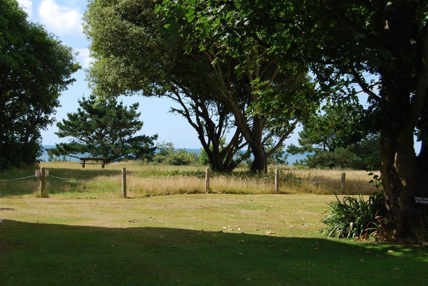 Beacon Drive, Highcliffe, Christchurch, BH23 5DH