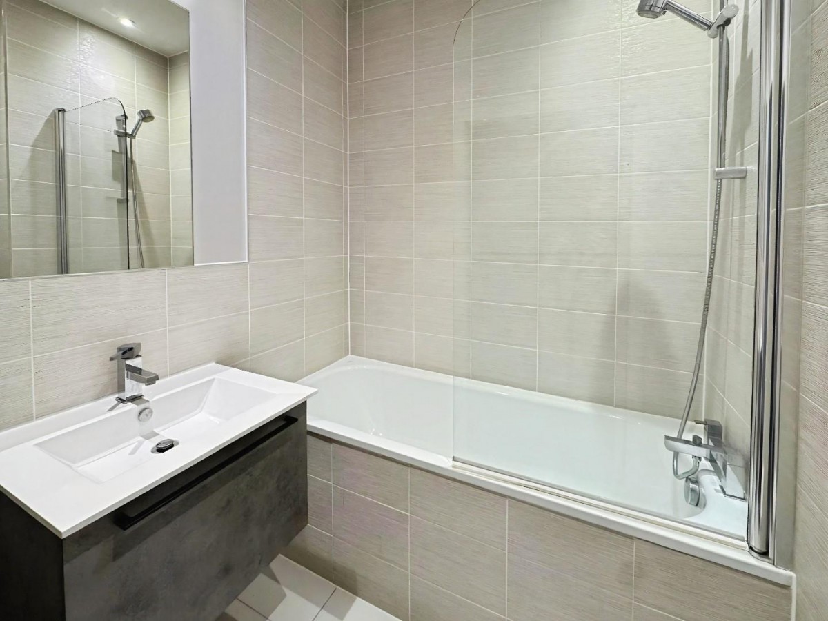 Edmund Street, Liverpool, L3 9AH