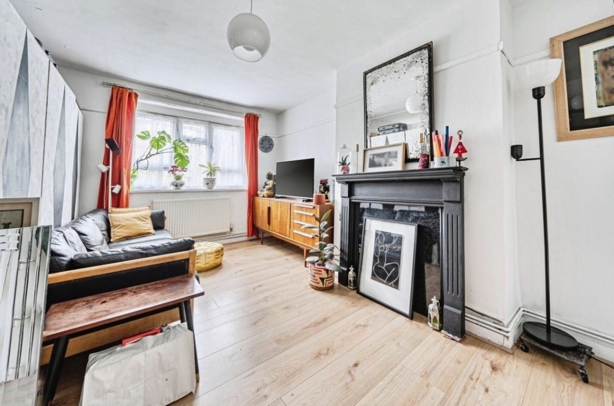 Bissextile House, Bliss Crescent, London, SE13 7RH