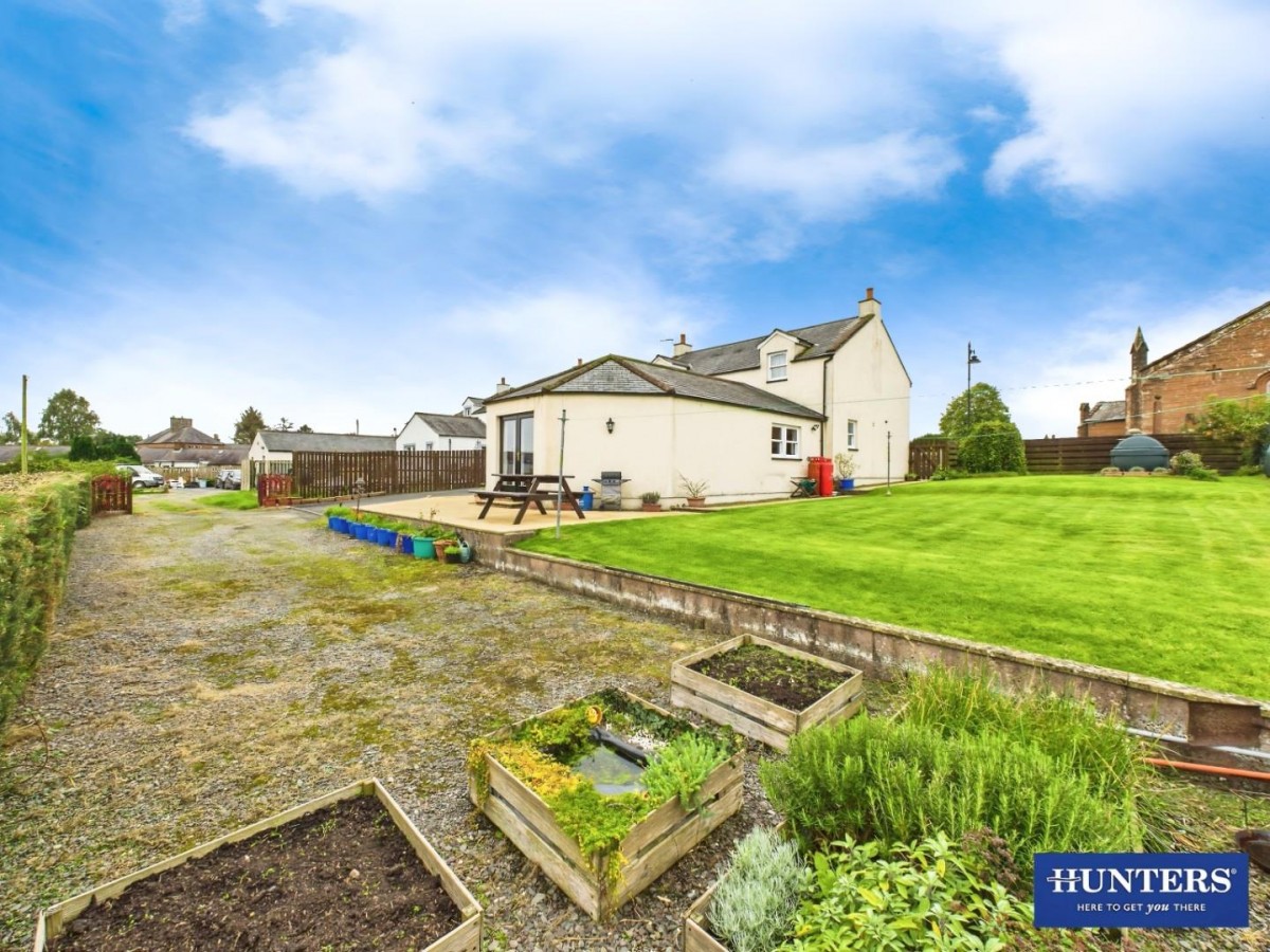 Quintin House, Main Road, Kirkton, Dumfries, DG1