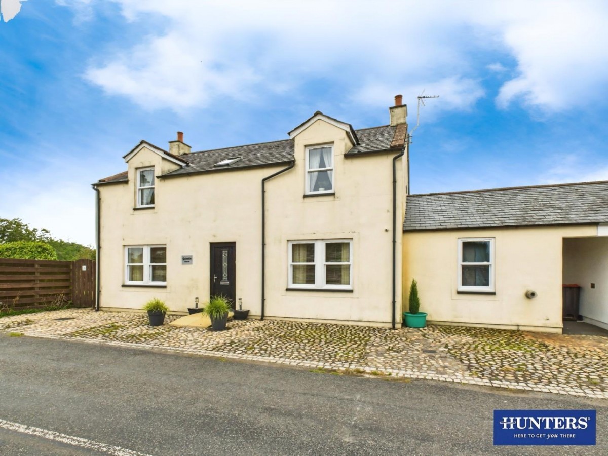 Quintin House, Main Road, Kirkton, Dumfries, DG1