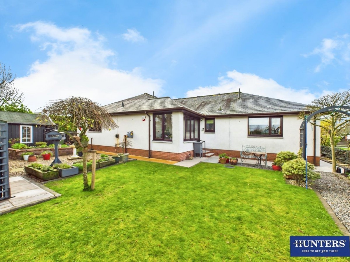 The Swallows, 4 Holmlea, Ashyards Road, Eaglesfield, Lockerbie, DG11