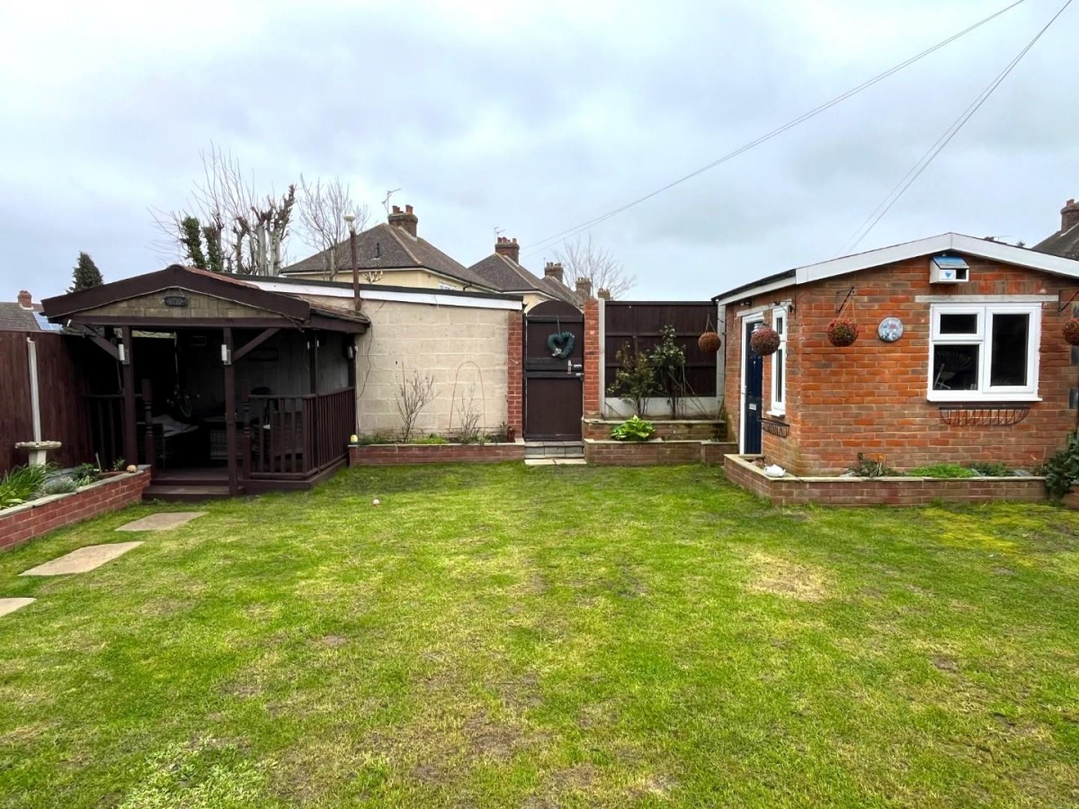 Milroy Avenue, Northfleet, Gravesend, DA11