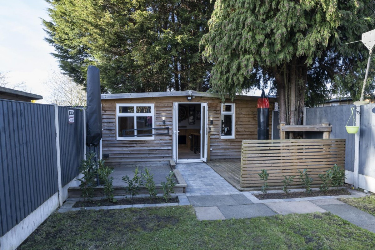 Summer Street, Kingswinford, DY6 9NA