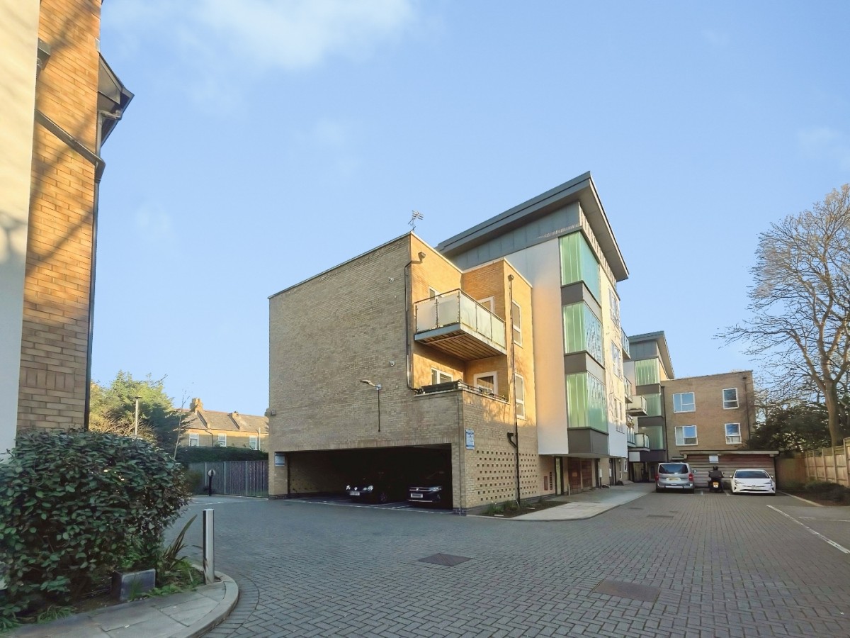 Pears Road, Hounslow