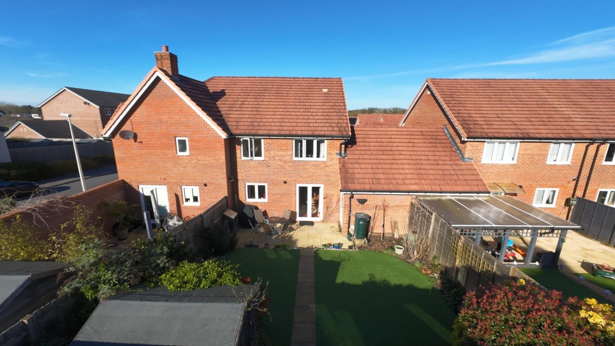 Potter Crescent, Wokingham