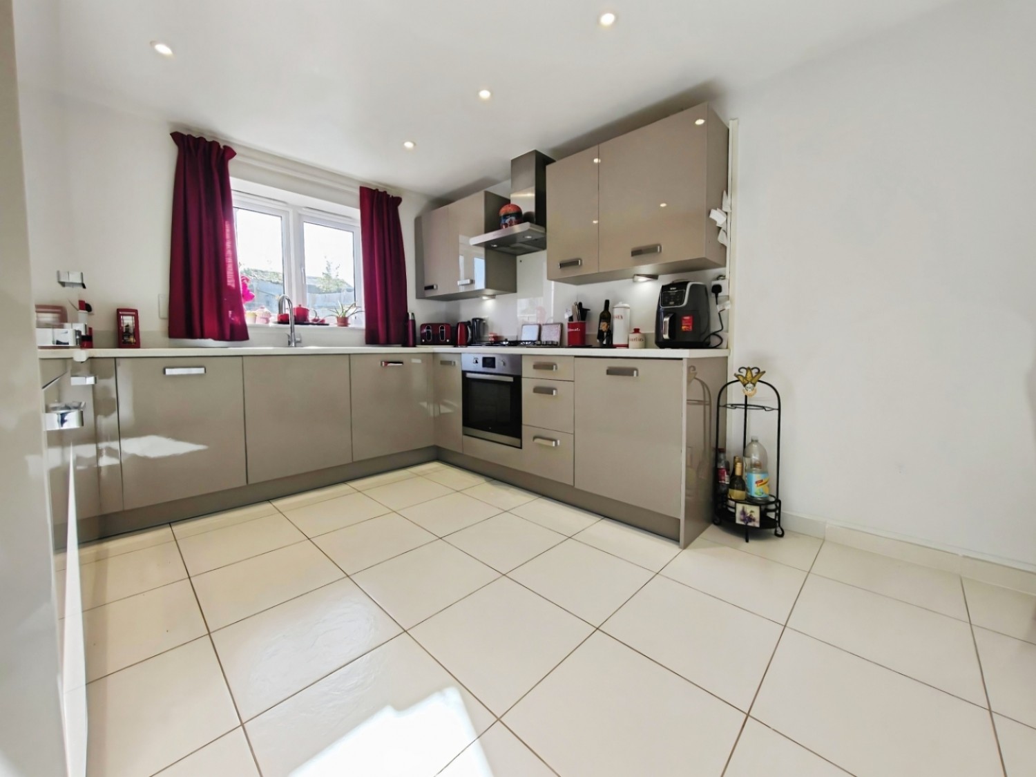 Potter Crescent, Wokingham