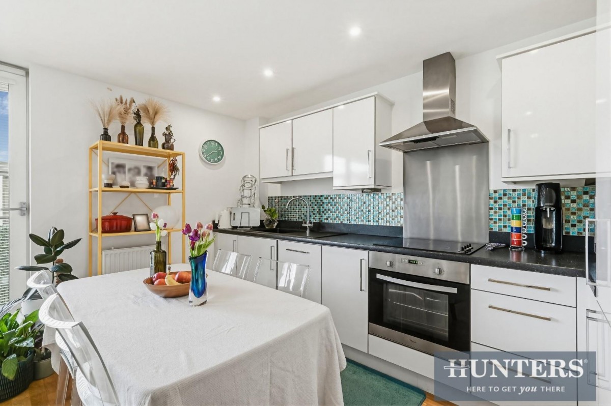 Ealing Road, Brentford, Middlesex, TW8 0GB