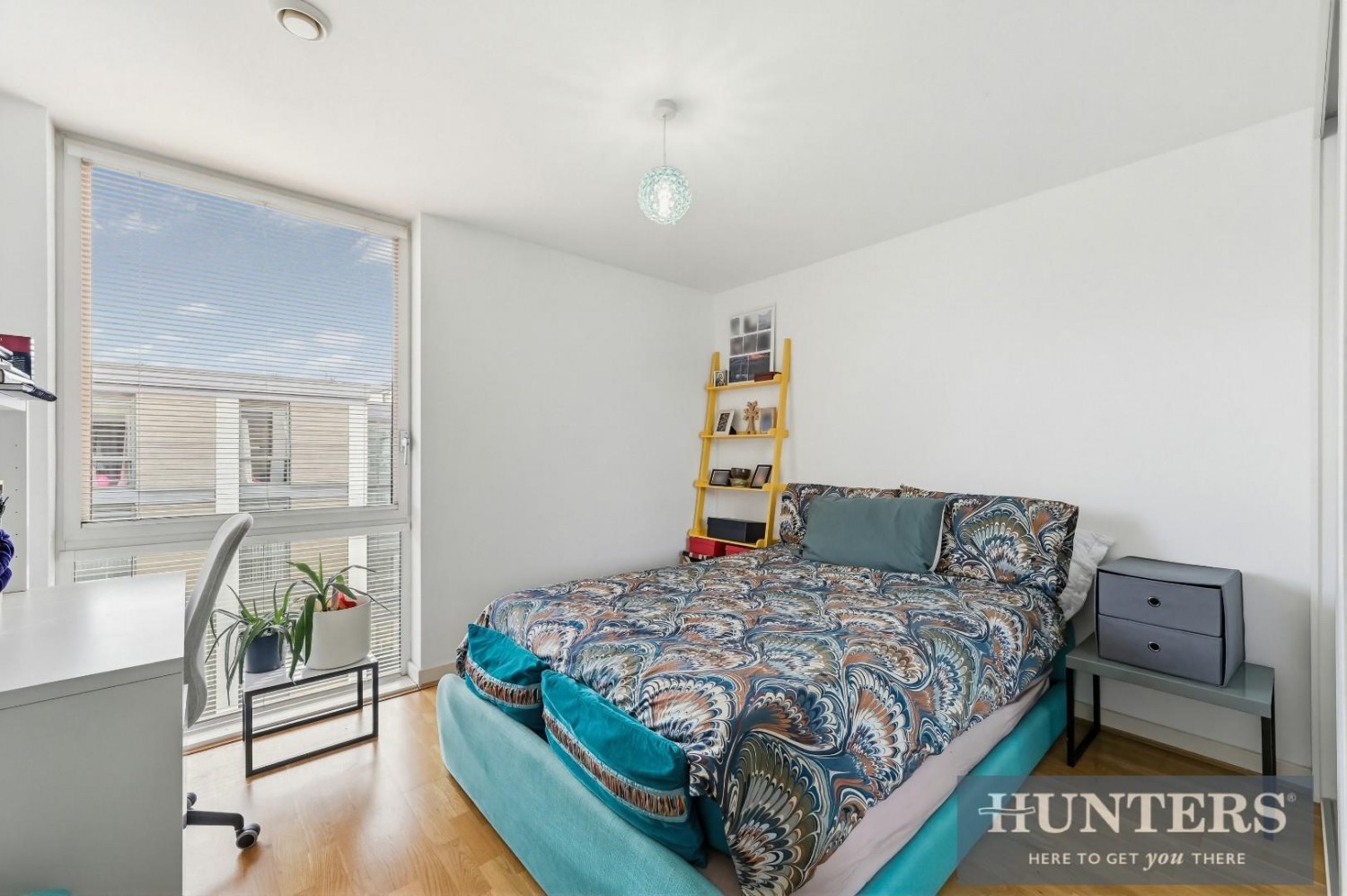 Ealing Road, Brentford, Middlesex, TW8 0GB