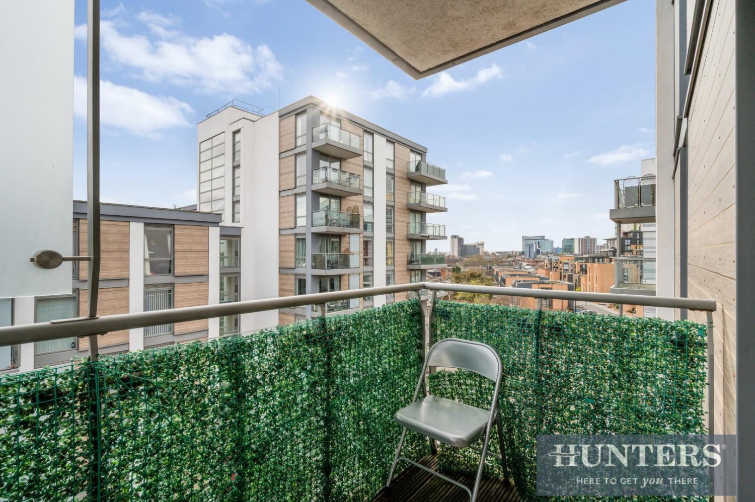 Ealing Road, Brentford, Middlesex, TW8 0GB