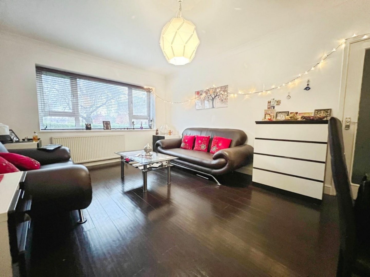 Renfrew Road, Hounslow