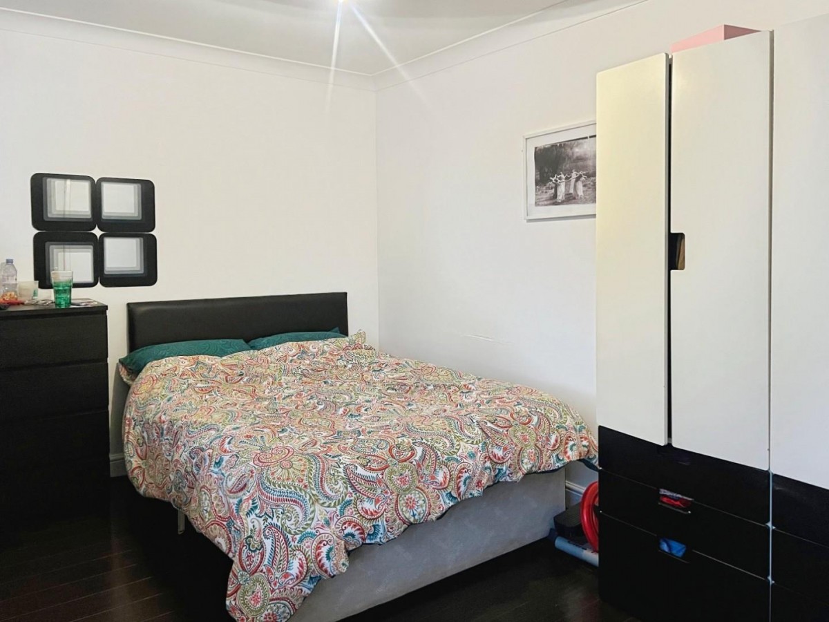 Renfrew Road, Hounslow