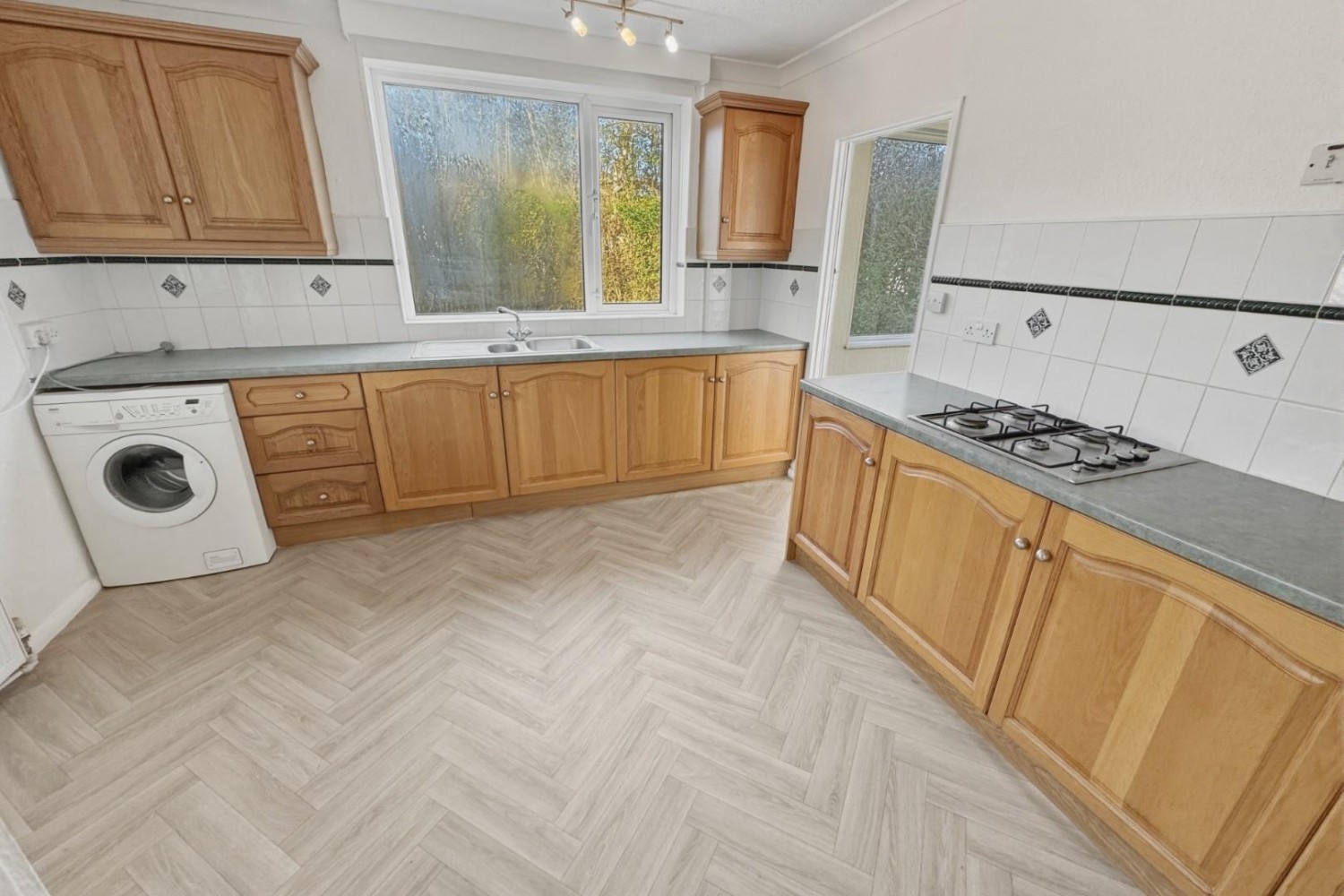 Deanswood Drive, Alwoodley, Leeds