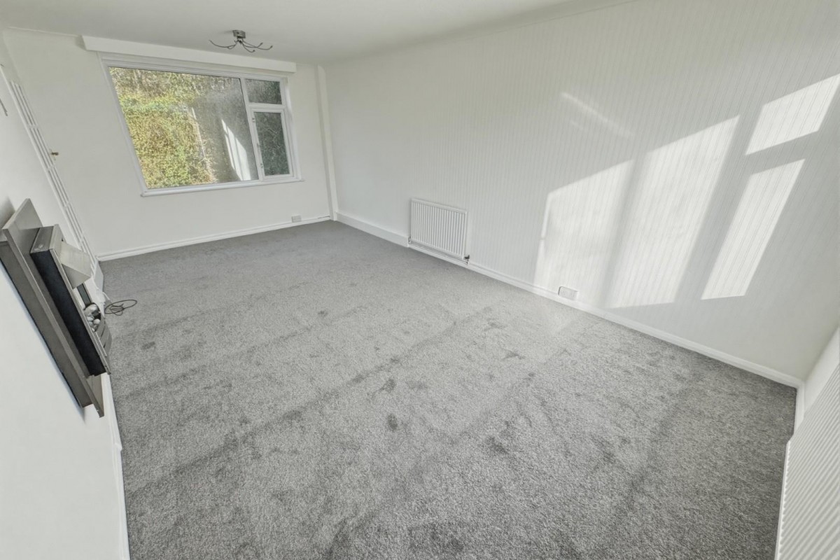 Deanswood Drive, Alwoodley, Leeds