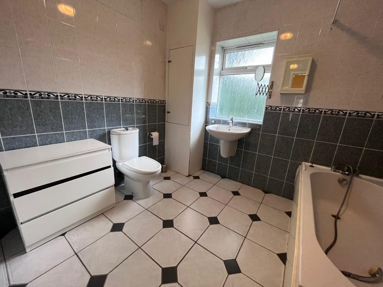 Harborne Lane, Selly Oak, Birmingham, B29 6TQ