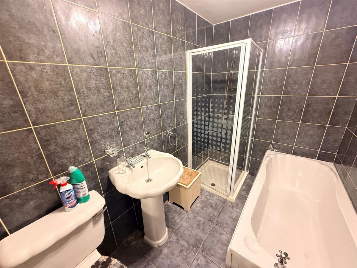 Cobden Street, Stourbridge, DY8 3RU