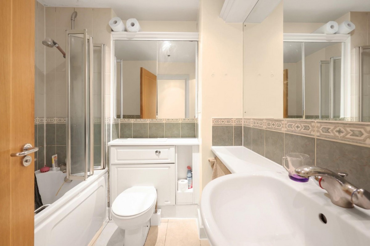 High Timber Street, London, EC4V