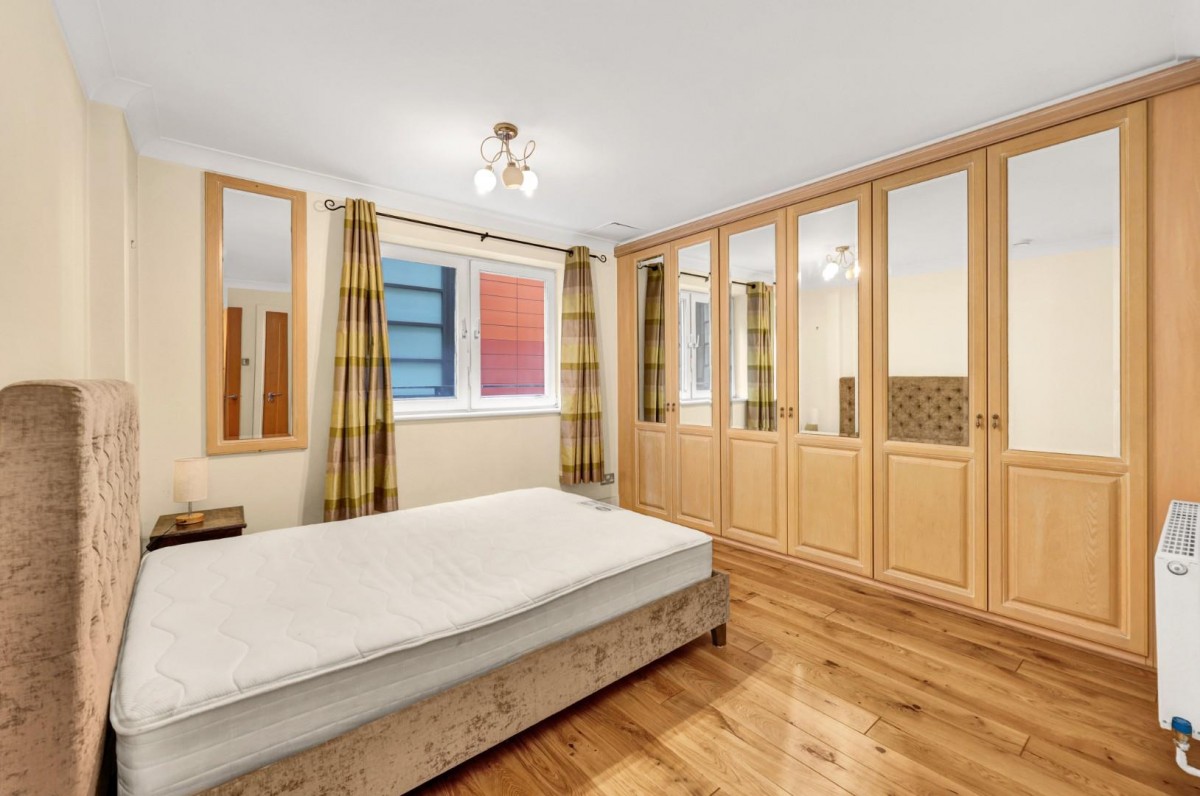 High Timber Street, London, EC4V