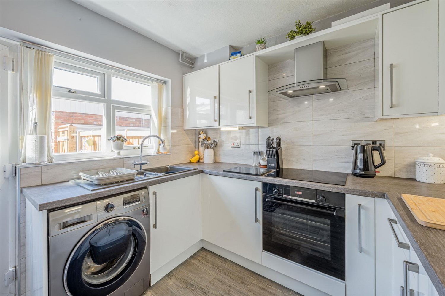 Court Crescent, Kingswinford, DY6 9RJ