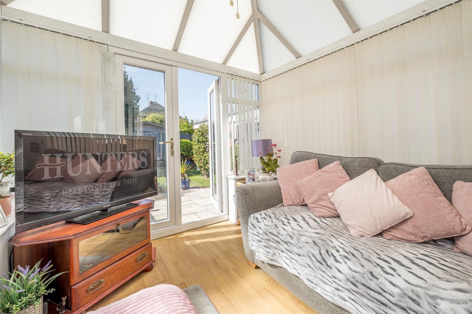 Court Crescent, Kingswinford, DY6 9RJ