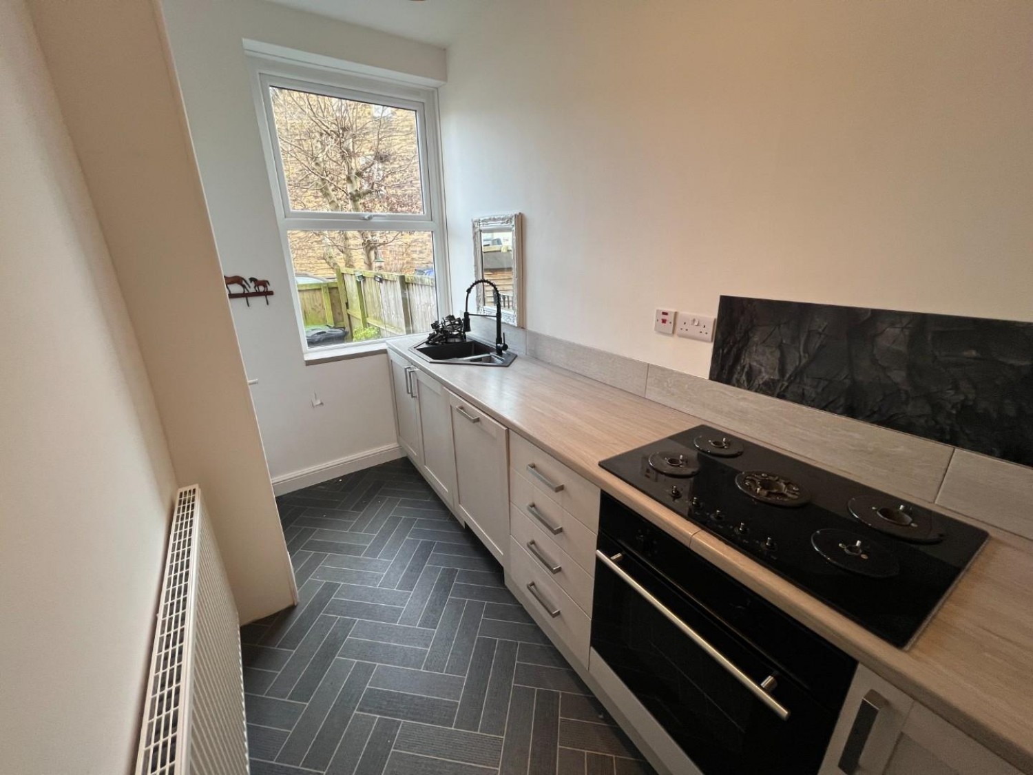 Jennetts Crescent, Otley, LS21 3EB