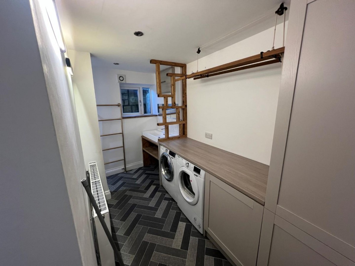 Jennetts Crescent, Otley, LS21 3EB