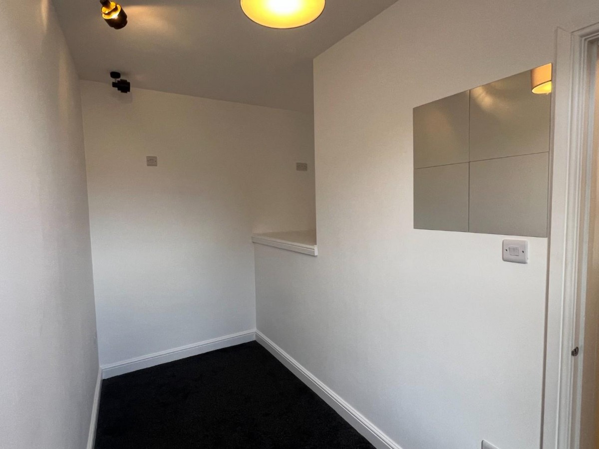 Jennetts Crescent, Otley, LS21 3EB