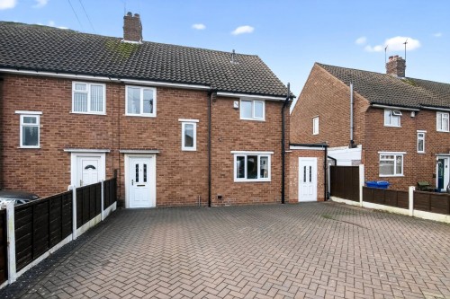 Rosalind Avenue, Woodsetton