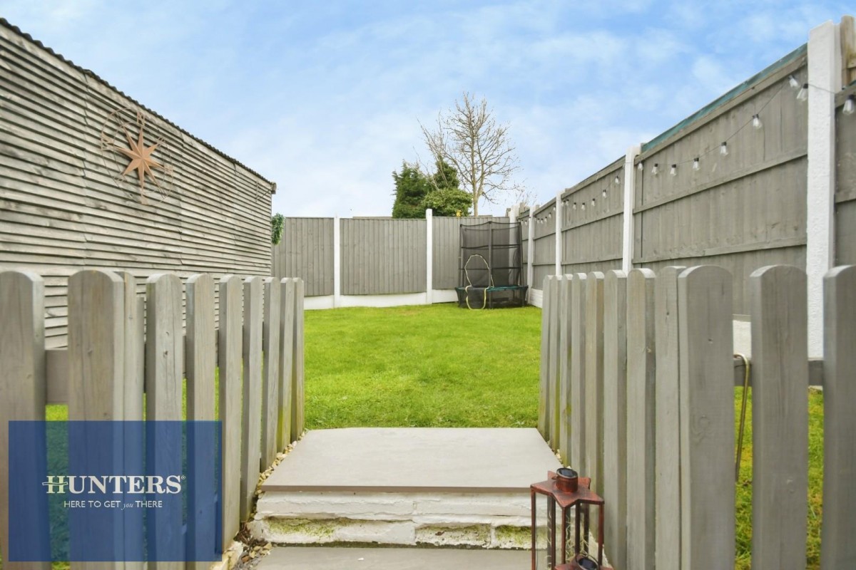 Cornwall Drive, Grassmoor, Chesterfield, S42 5DX