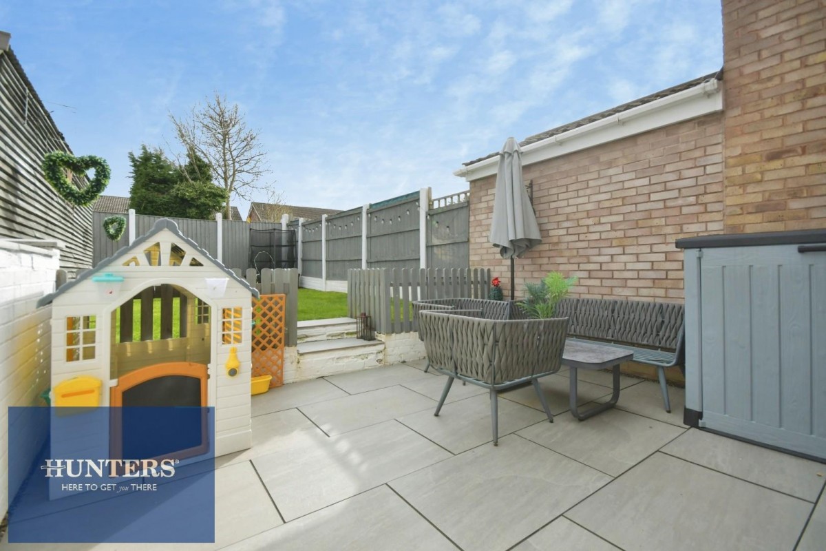 Cornwall Drive, Grassmoor, Chesterfield, S42 5DX
