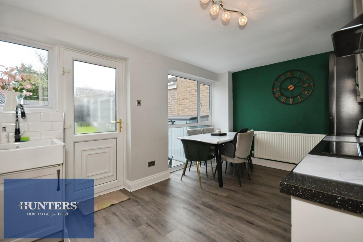 Cornwall Drive, Grassmoor, Chesterfield, S42 5DX