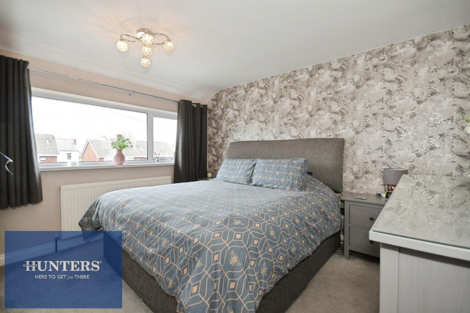 3 bedroom House for sale in Cornwall Drive, Grassmoor, Chesterfield, S42 5DX