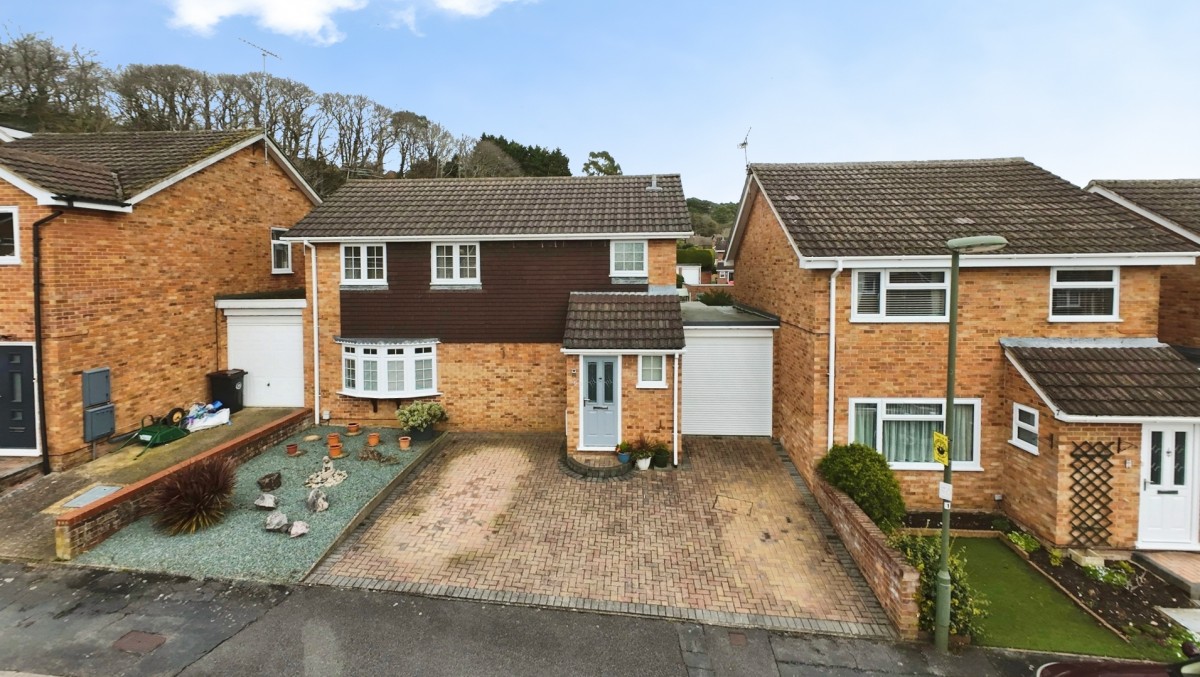 Oldbury Close, Frimley, Camberley