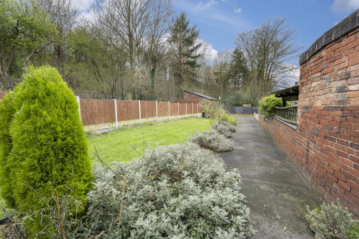 Banners Street, Halesowen, B63 2SF