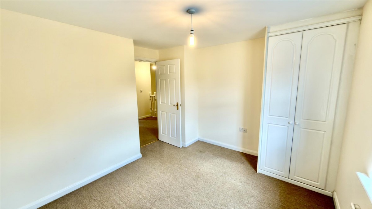 Field Close, Kettlebrook